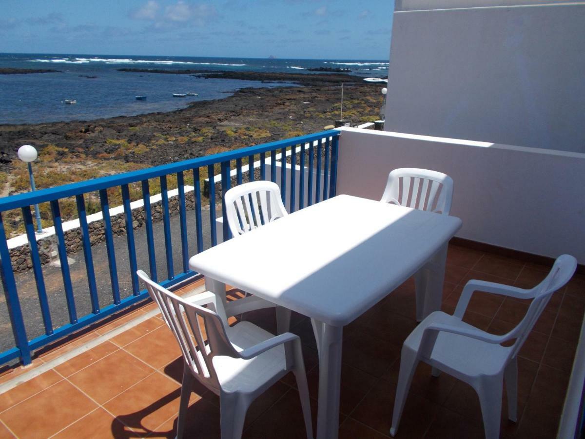 Apartment Orzola Vista Mar Exterior photo